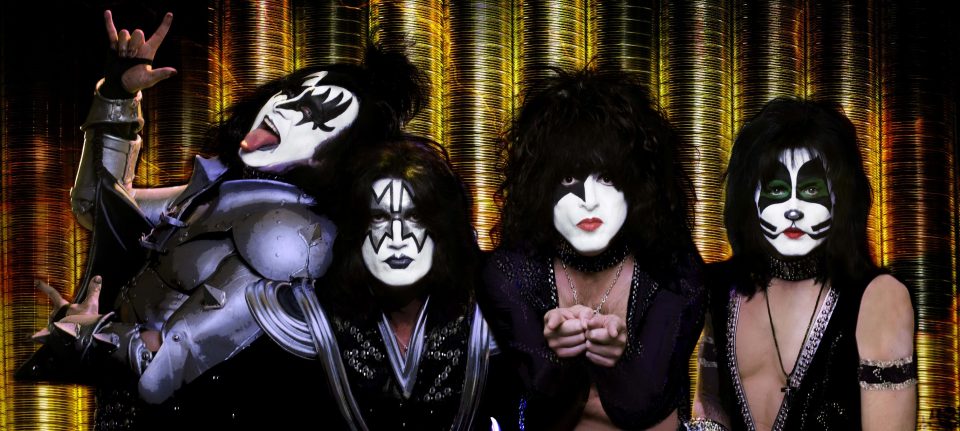 kiss_band-960x431.jpg